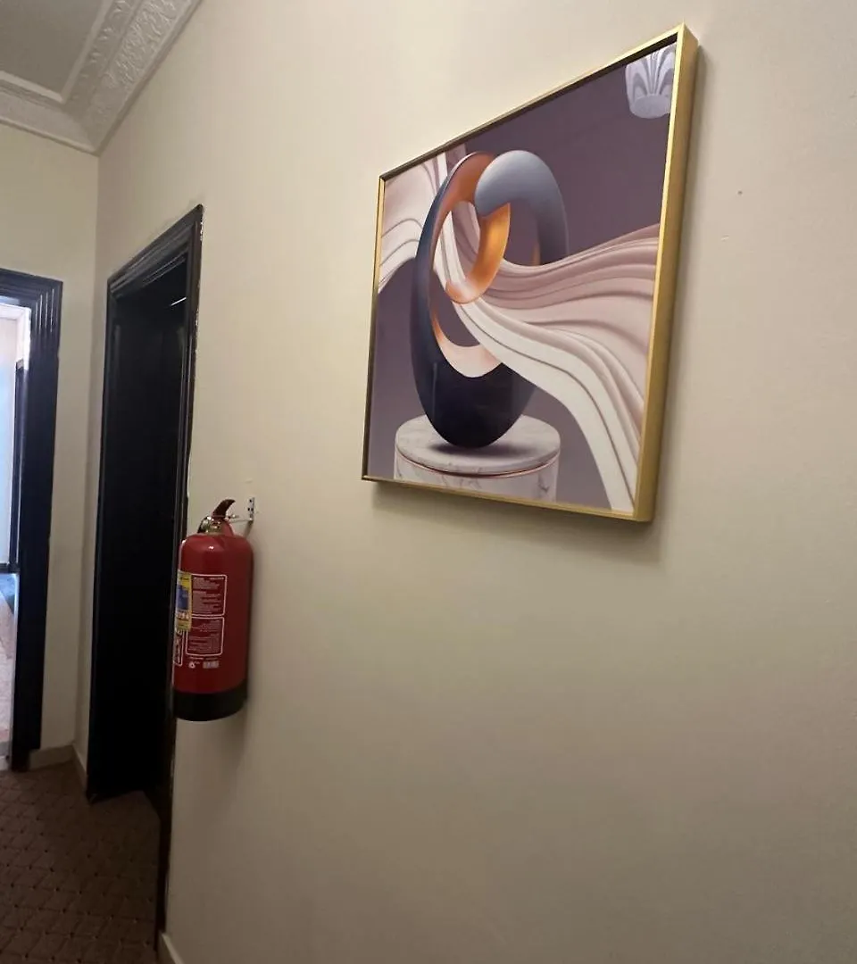 Al Asr Almasi Suite Apartments 메디나 0*,