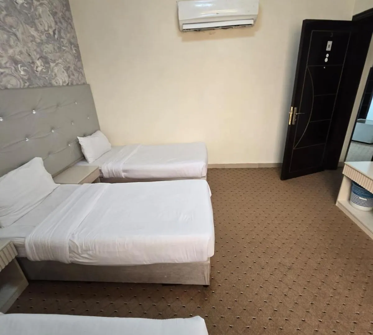 Al Asr Almasi Suite Apartments 메디나